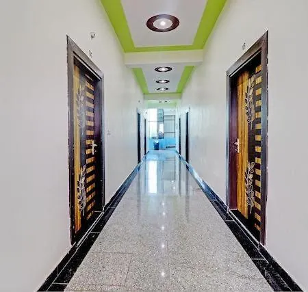 Hotel Om Palace